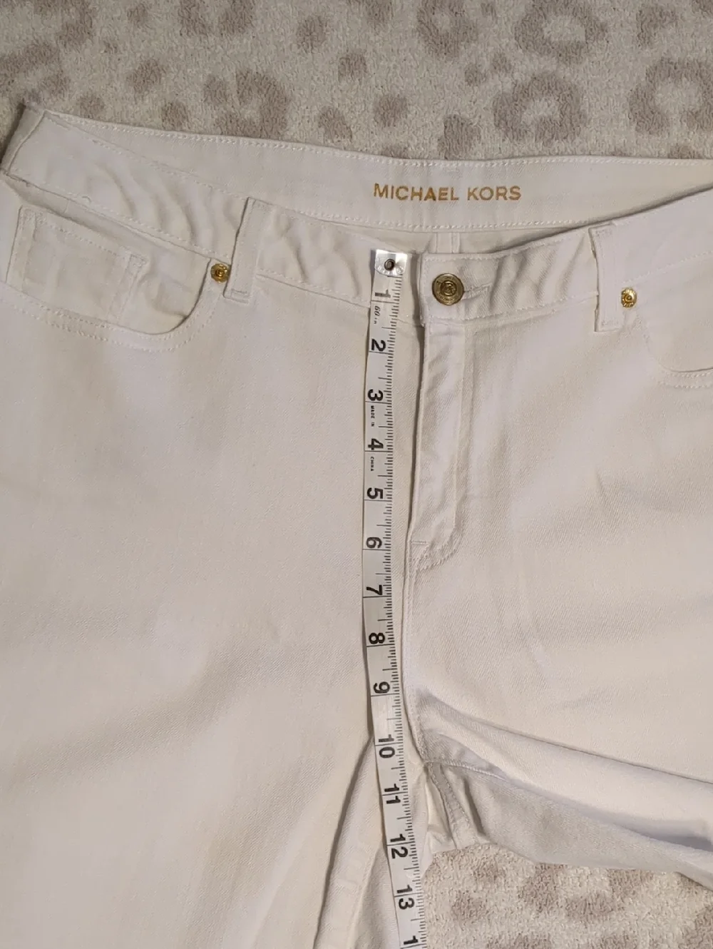 Michael Kors White Denim Shorts Size 12 Cotton Stretch Mid Length Mid Rise Large